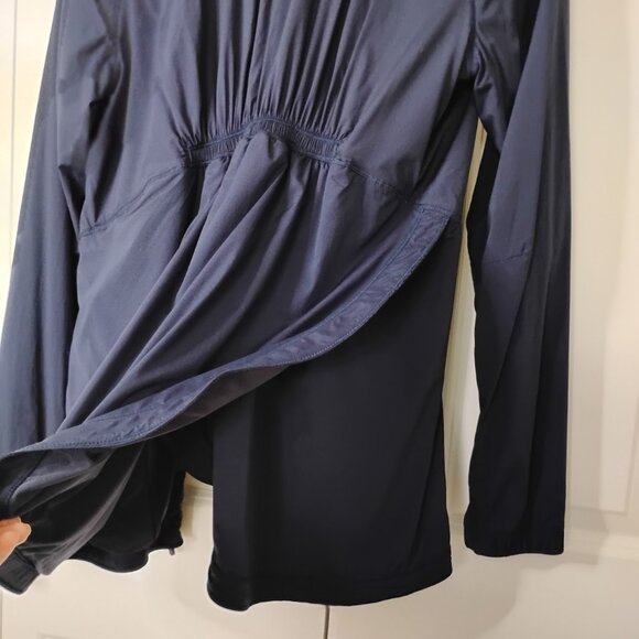Lululemon Women’s Navy Blue Such A Cinch Water Repellent Rain Jacket Size 10 - Picture 4 of 7